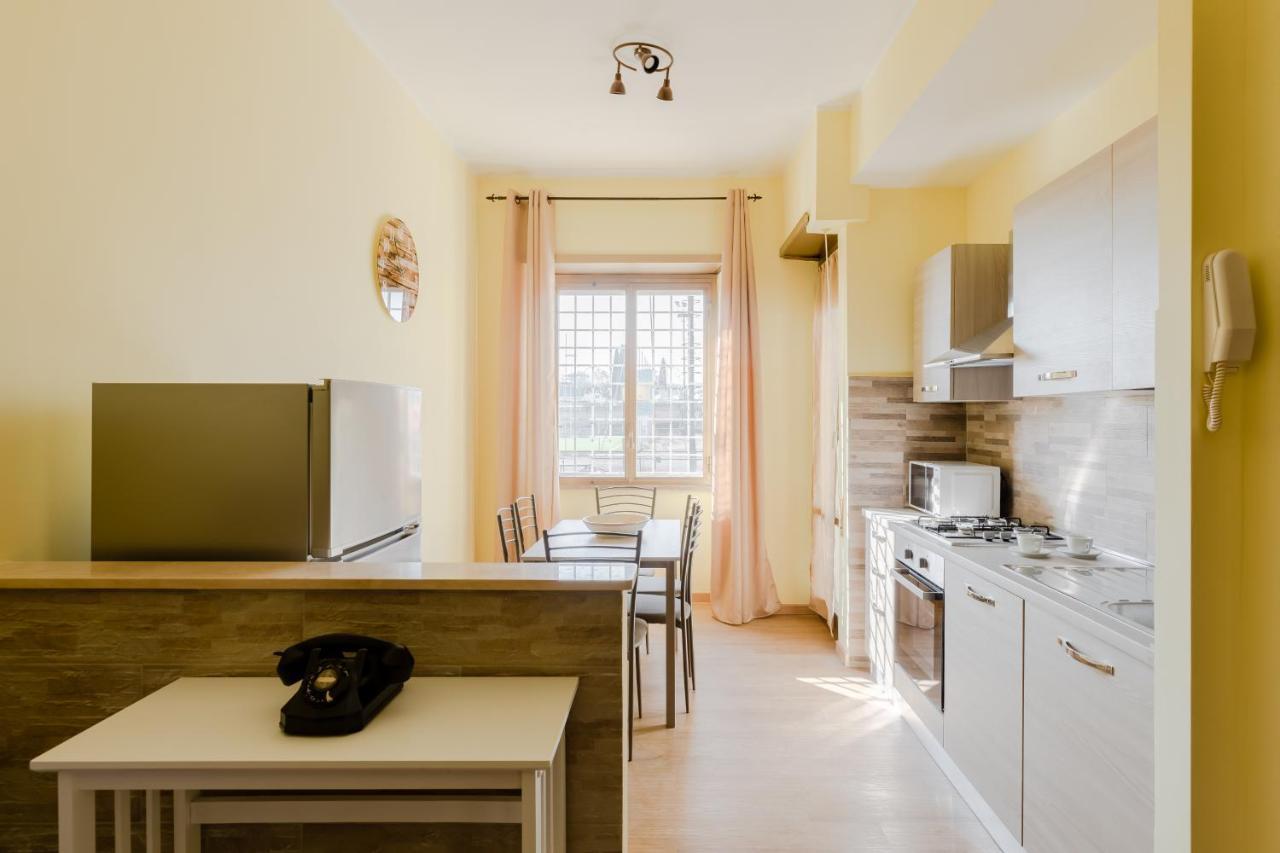 Le Rondini Apartment, 5 Persone, 2 Balconi, Policlinico Tor Vergata E Casilino روما المظهر الخارجي الصورة